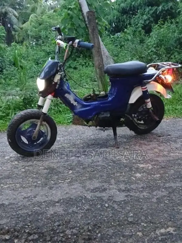 Honda Chaly 2000