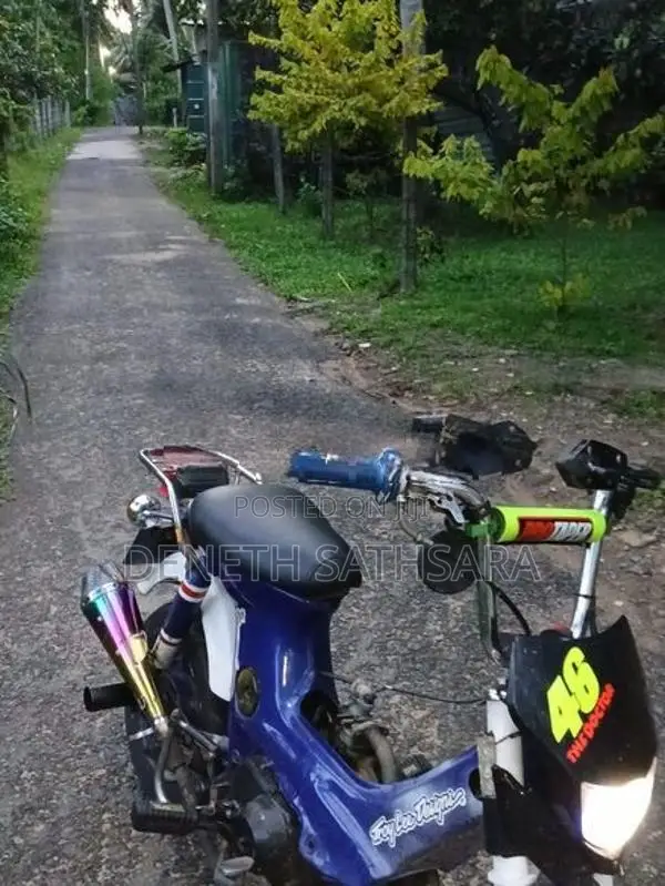 Honda Chaly 2000