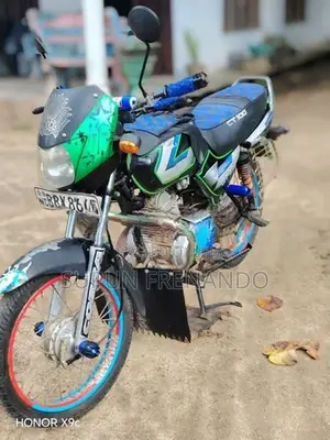 Bajaj CT100 2014