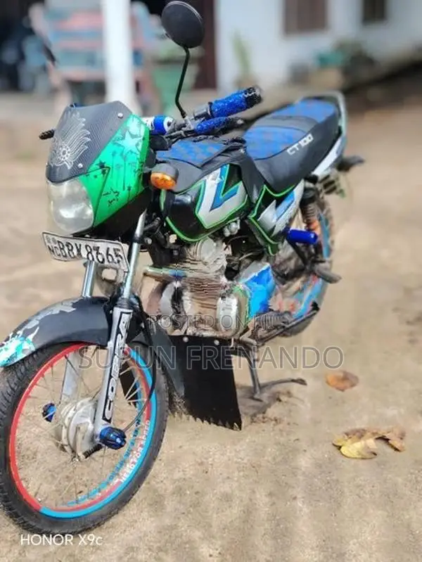 Bajaj CT100 2014