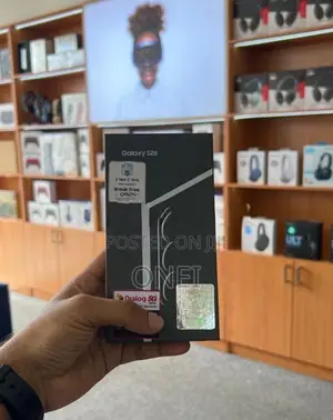 Samsung Galaxy S26 (Brand New)