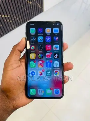 Apple iPhone 11 Pro Max (Used)