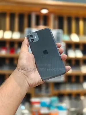Apple iPhone 11 128GB (Used)