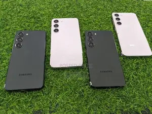 Samsung Galaxy S23 128GB 8GB RAM 5G (Used)