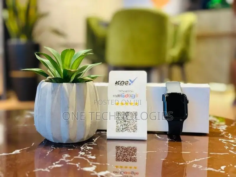 Apple Watch Series 8