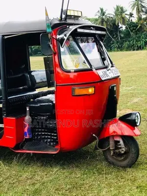Bajaj RE 2002