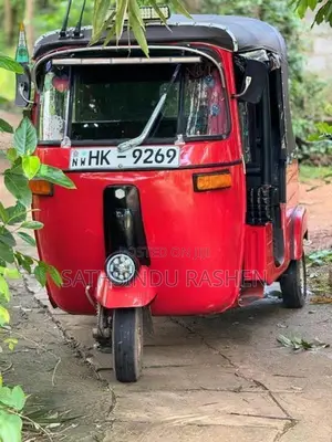 Bajaj RE 2002