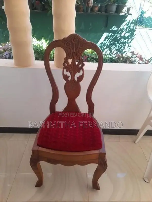 Dining Chairs with Table