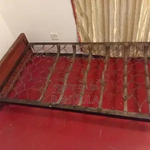 සින්ගල් ඇද