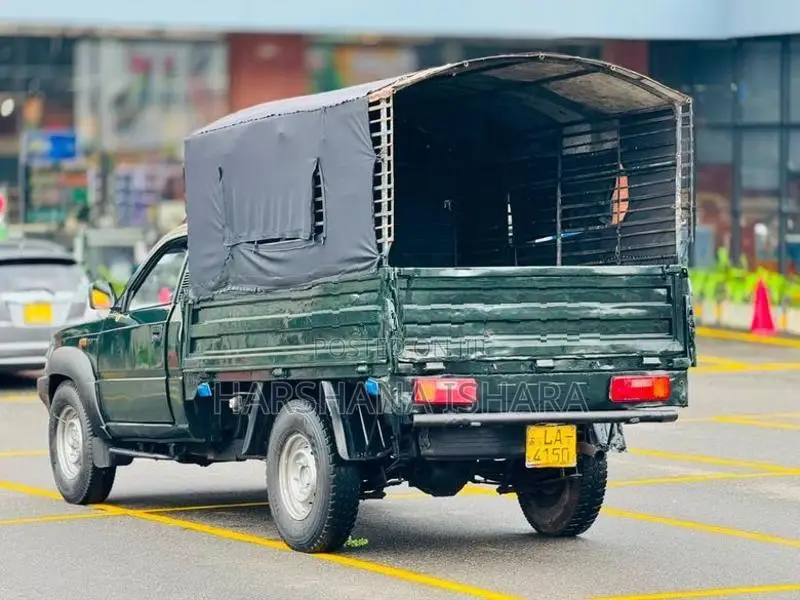 Tata 207 2005