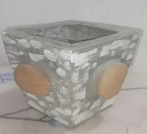 මල් පෝච්චි