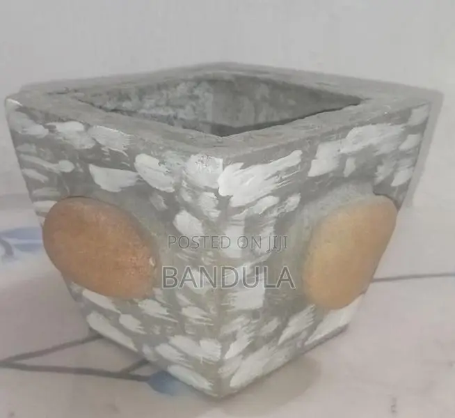 මල් පෝච්චි