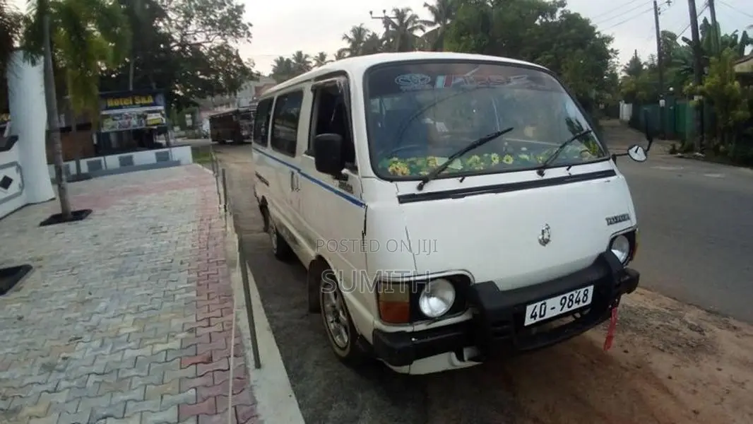 Toyota LH30 1981