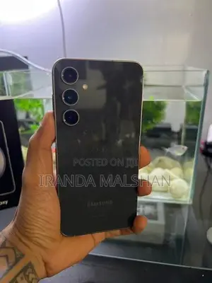 Samsung Galaxy S23 FE snapdragon (Used)