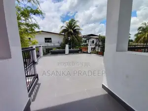 Brand New Two Storey House For Sale in Pelenwatta Gorakapitiya(AO*8*)
