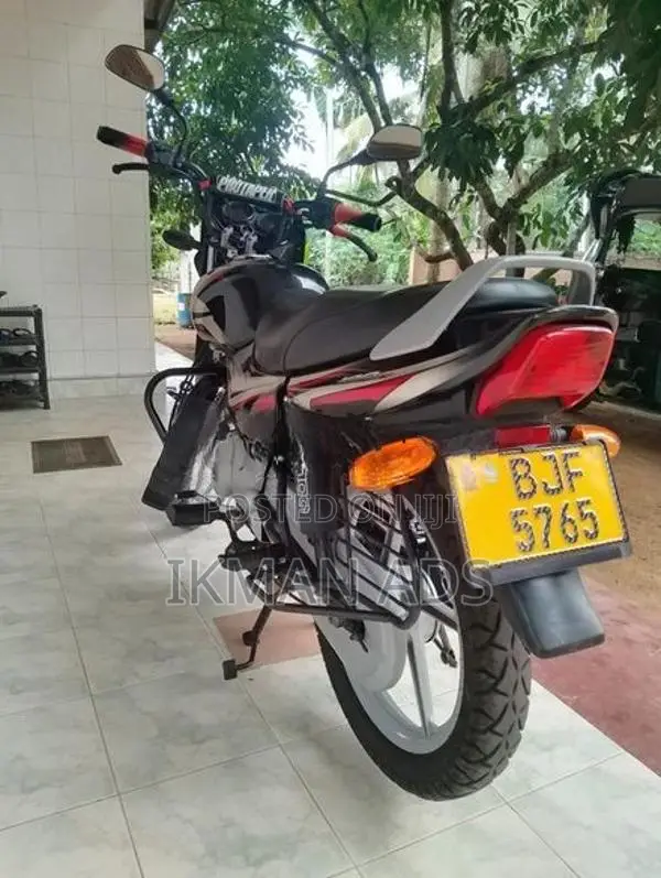 Bajaj CT100 2024