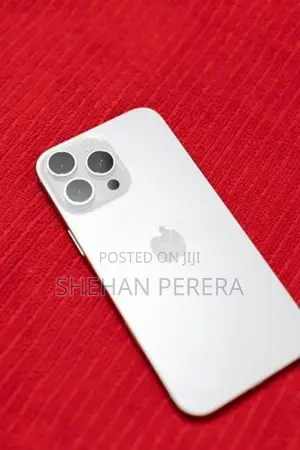 Apple iPhone 16 Pro Max 256GB White Titanium (Used)