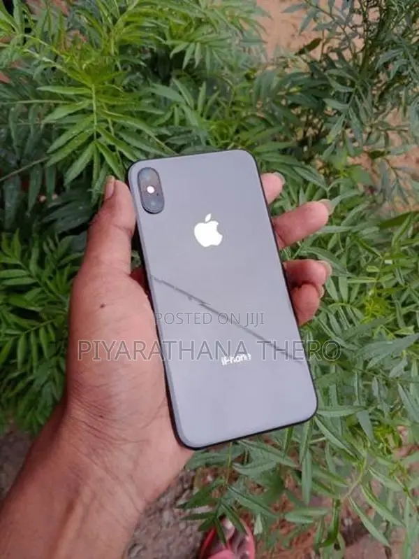Apple iPhone XS Max (Used)