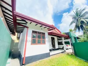Single-Story Modern Home for Sale – Athurugiriya
