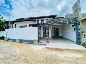 Brand New House for Sale Athurugiriya