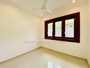 3 Story Luxury House for Sale Athurugiriya
