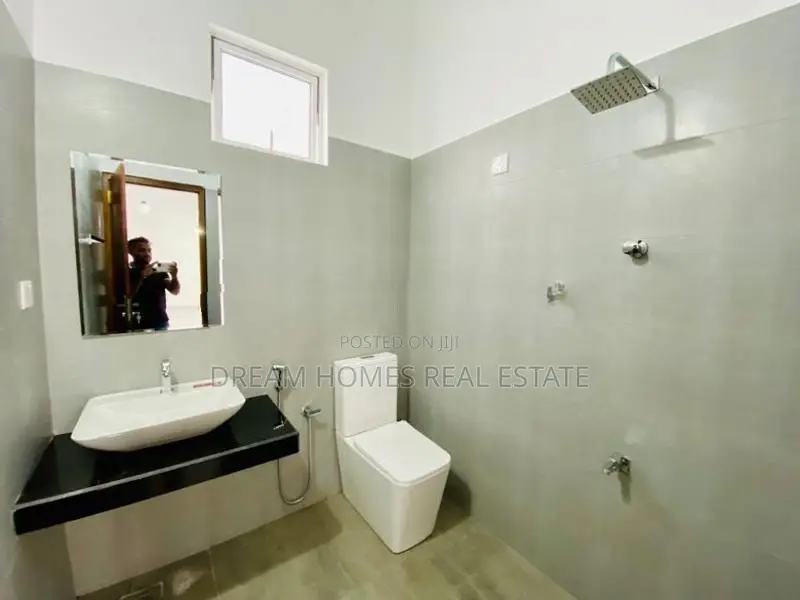 Brand New House for Sale Athurugiriya