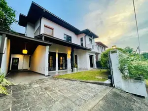 Solid Built Family Home for Sale – Athurugiriya