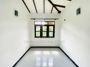 Single-Story Modern Home for Sale – Athurugiriya