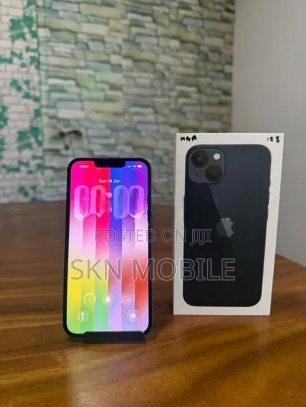 Apple iPhone 13 128GB (Used)