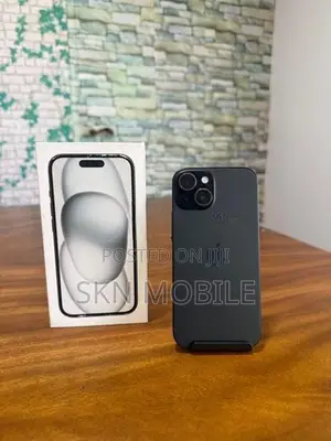 Apple iPhone 15 128GB (Used)
