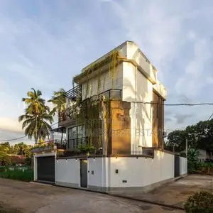 Modern and Super Luxury House in Kadawatha