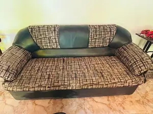 Singer Sofa Set