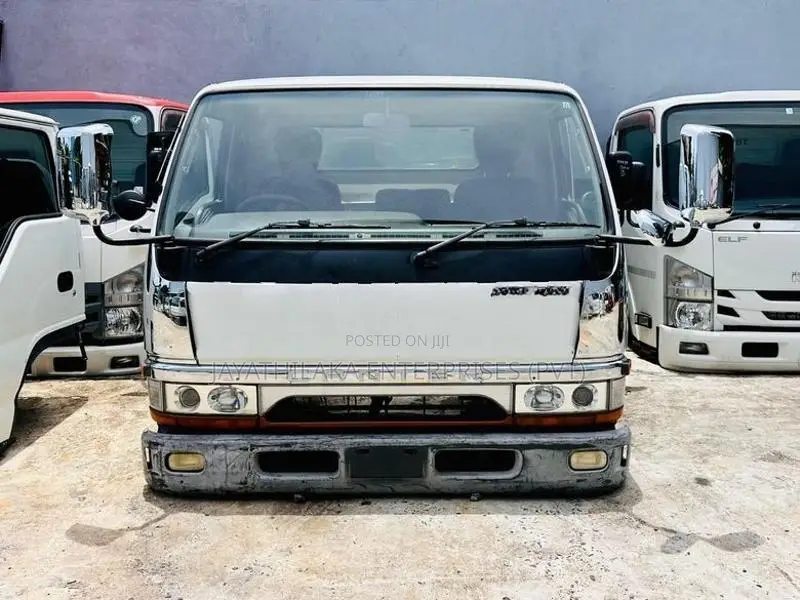 Canter Custom Wide Cabin