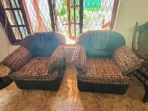 Singer Sofa Set