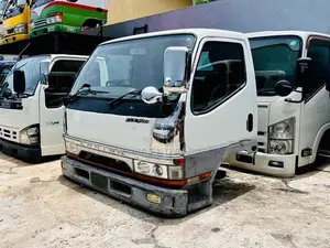 Canter Custom Wide Cabin