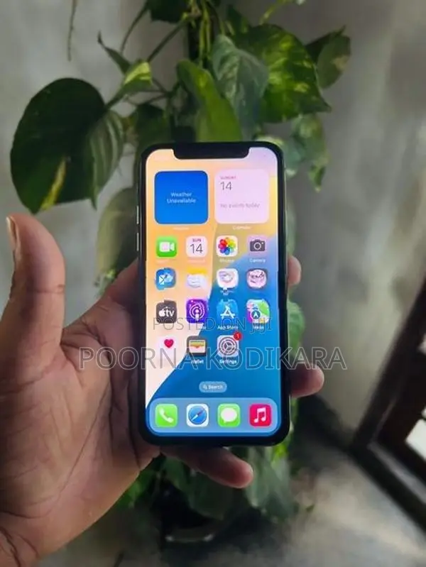Apple iPhone XS (Used)