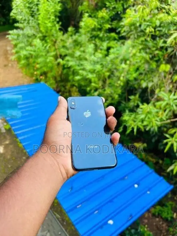 Apple iPhone XS (Used)