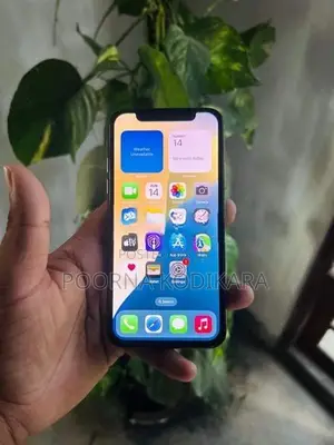Apple iPhone XS (Used)