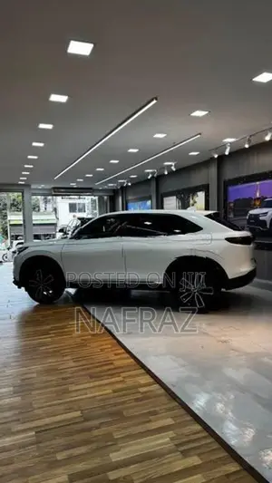 Honda Vezel Premium 2026
