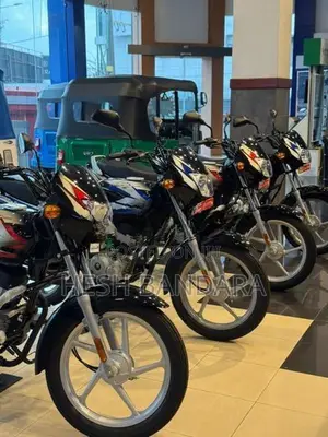 Bajaj CT100 2026