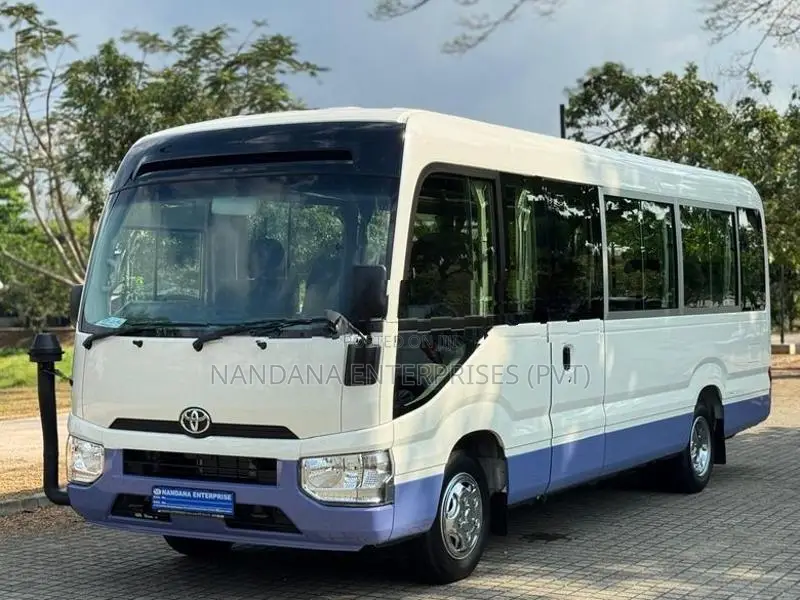 Toyota Coaster COOL BOX 29 SEATS 2025