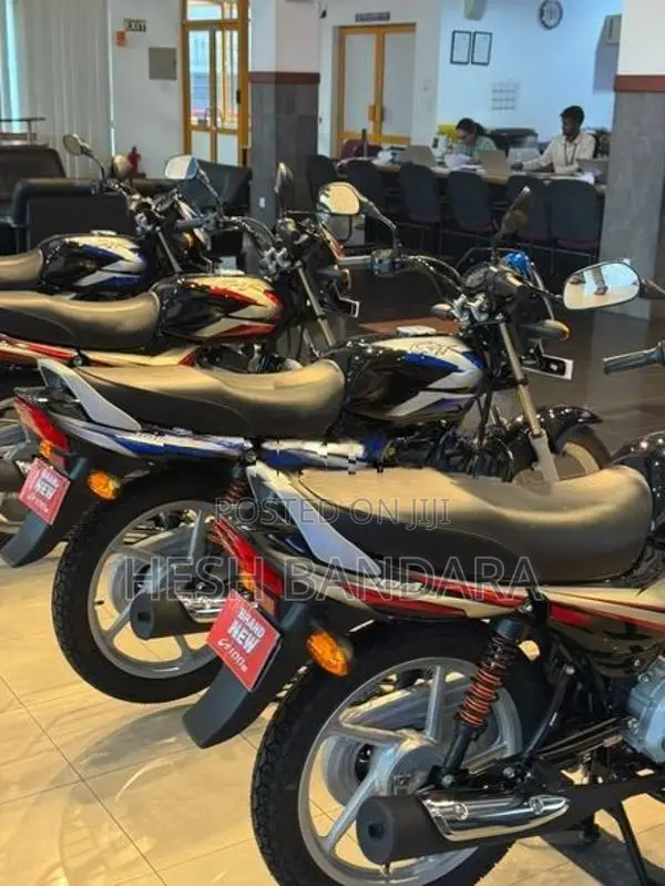 Bajaj CT100 2026