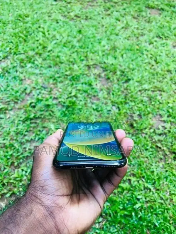 Apple iPhone XS 512GB (Used)