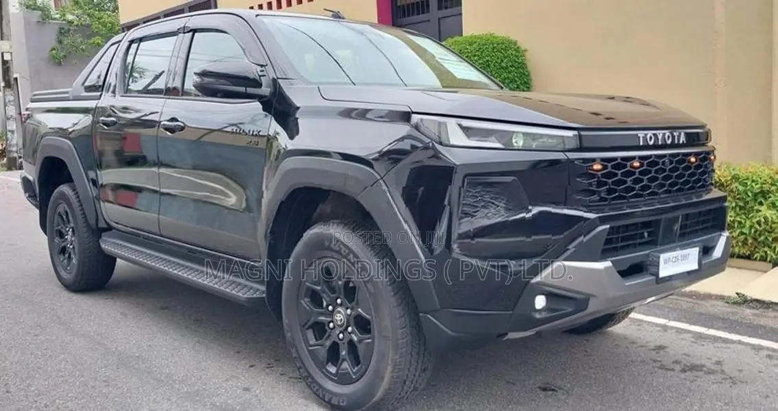 Toyota Hilux Travo Overland Plus 2025