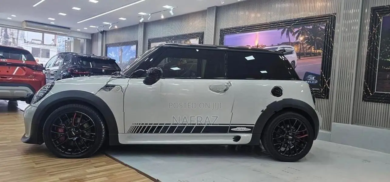 Mini Cooper John WorksJCW 2013