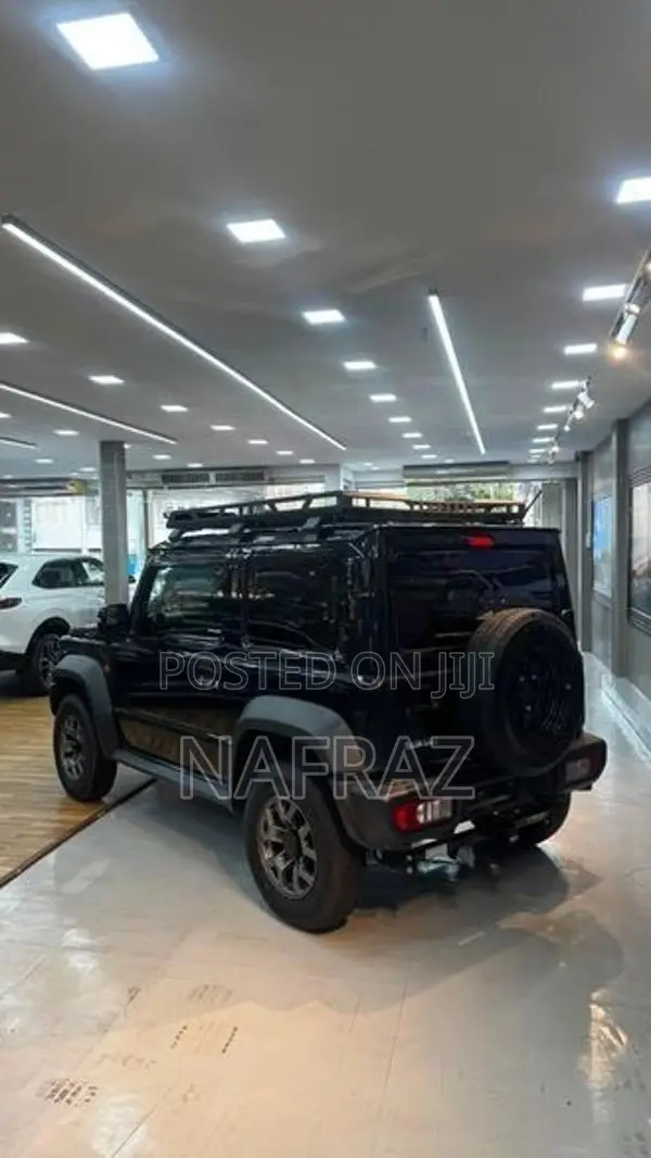 Suzuki Jimny Sierra 2025