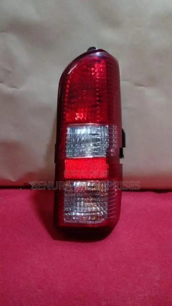 Suzuki Every Da62 W Tail Light Rh