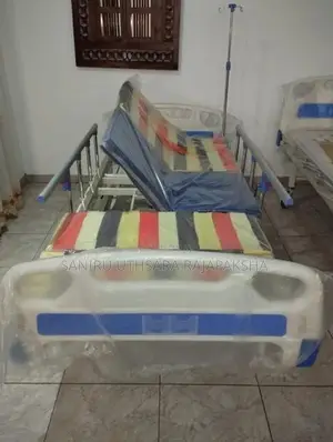 Four Function Manual Hospital Beds with Sanitory