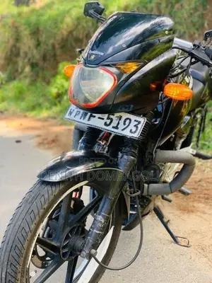 Bajaj Pulsar 180 2011