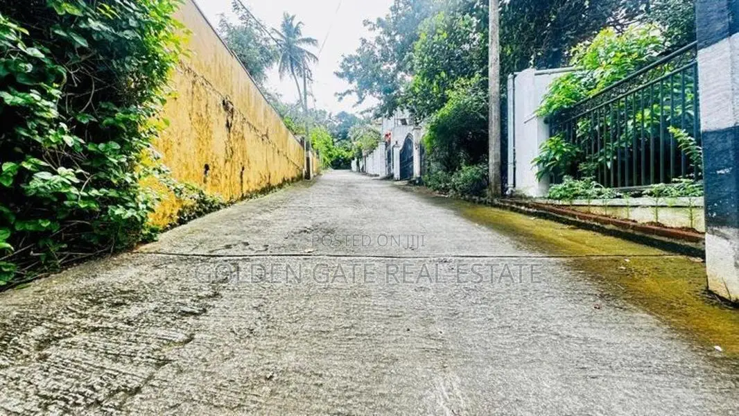 Kadawatha Best Land Sale